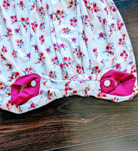 Load image into Gallery viewer, Bloomin&#39; Britches PDF Sewing Pattern (preemie-12y)

